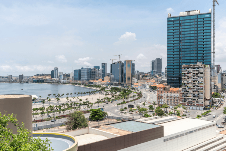 Luanda's lifestyle